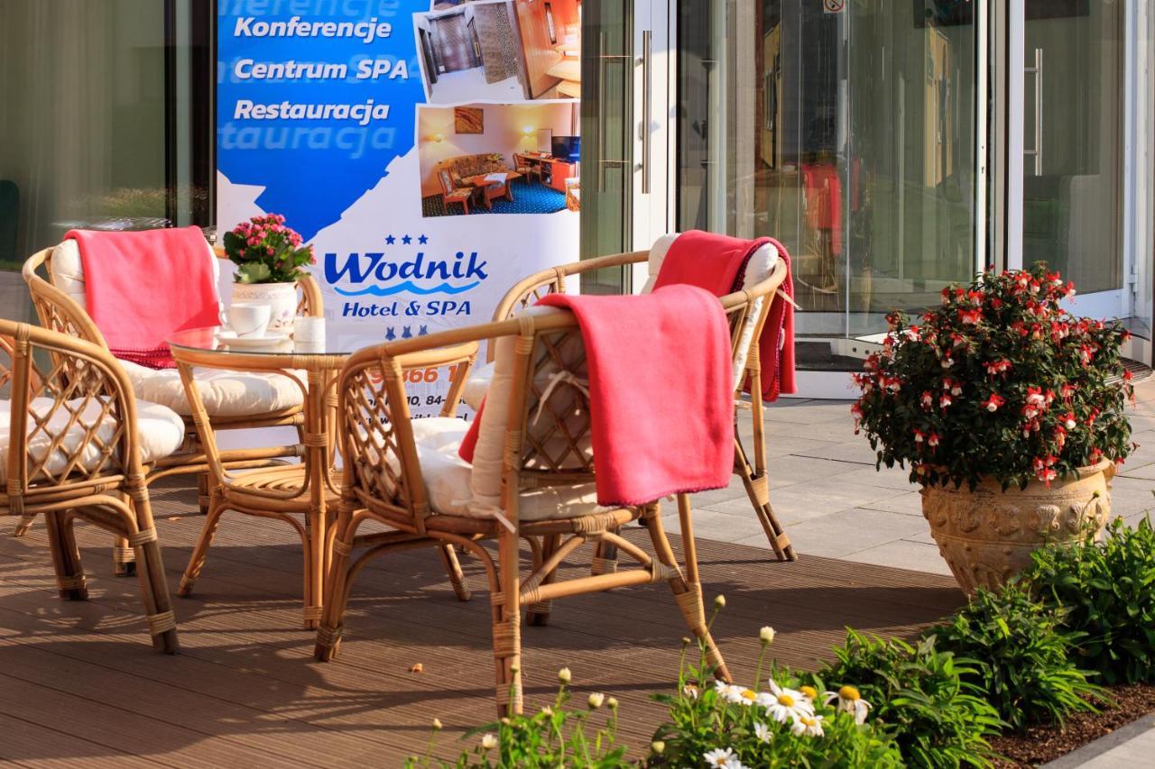 Hotel Wodnik Leba Exterior photo